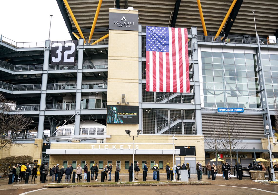 Franco Harris viewing: Steelers fans and friends gather at Acrisure Stadium  to pay final respects