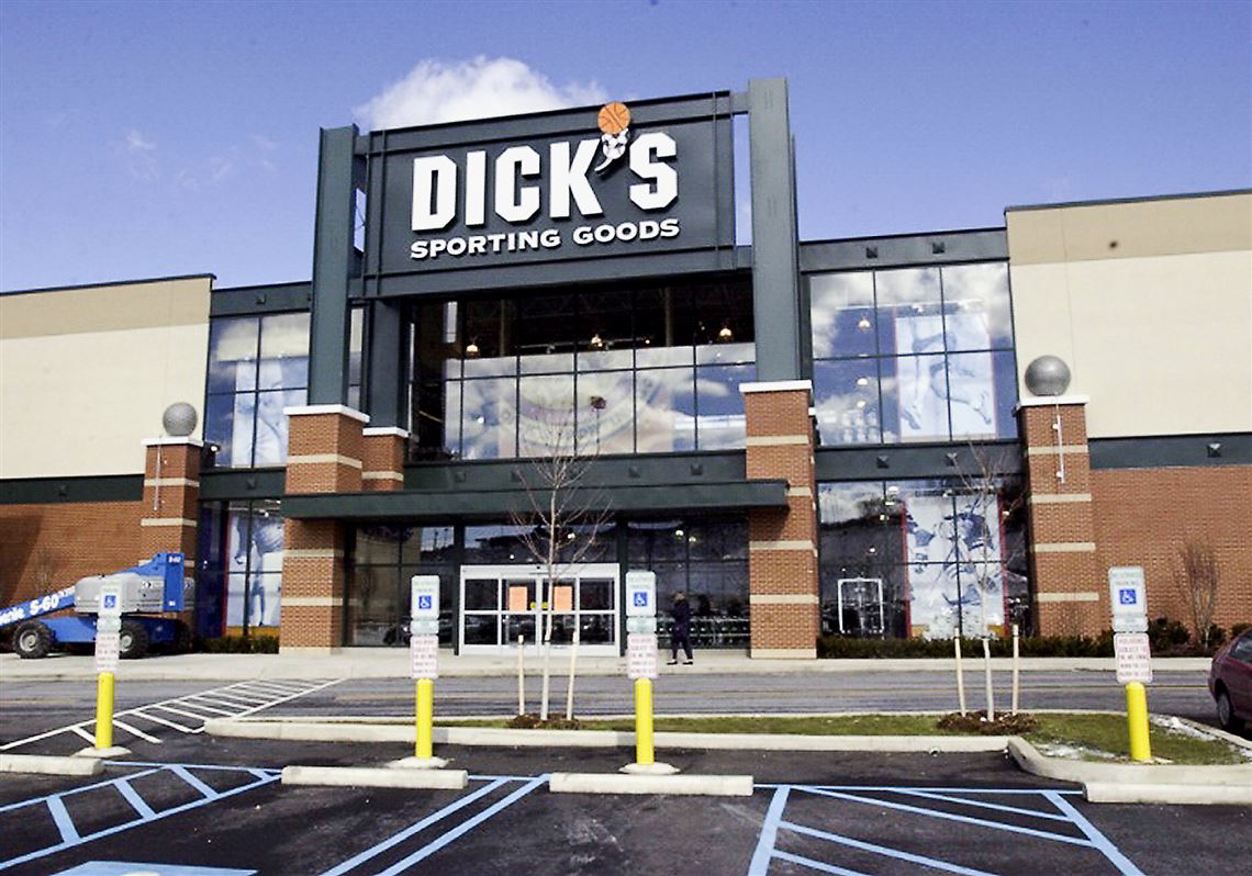 Dick S Sporting Goods To Furlough Workers Starting April 12