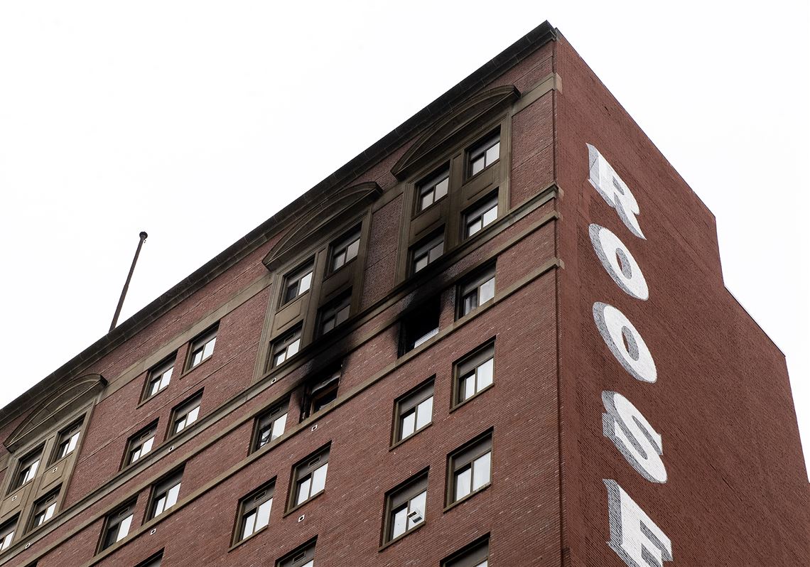 Residents of Downtown Pittsburgh high rise struck by fire scramble