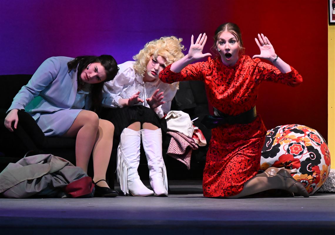 Kelly Critic Review 9 To 5 The Musical Chartiers Valley High 