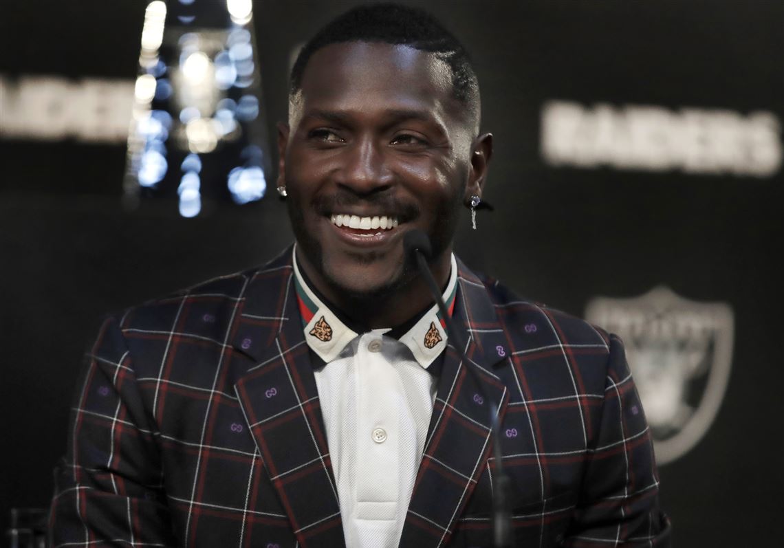 Antonio Brown Raiders jersey is now a reality and it's beautiful