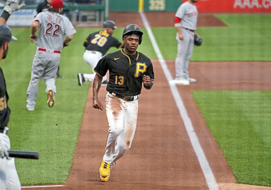 Look: Ridiculous Throw By Pirates SS Oneil Cruz Going Viral - The