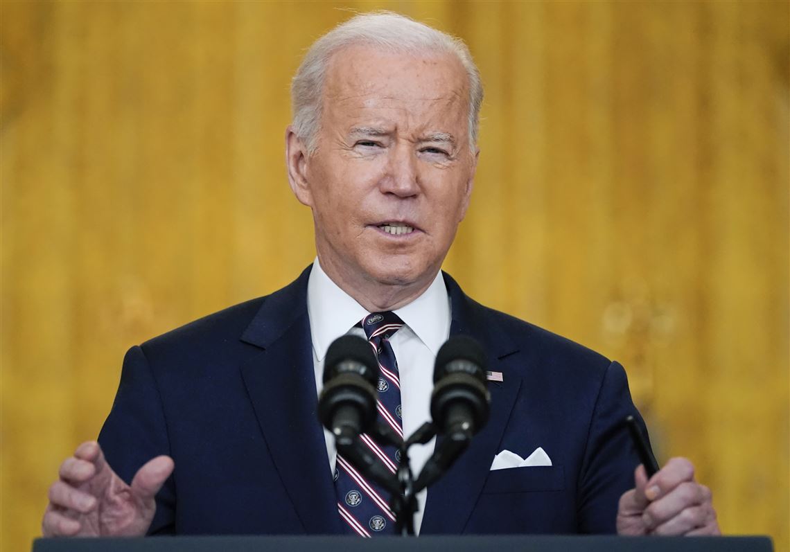 President Biden, U.S. lawmakers in both parties condemn Russia for invading Ukraine