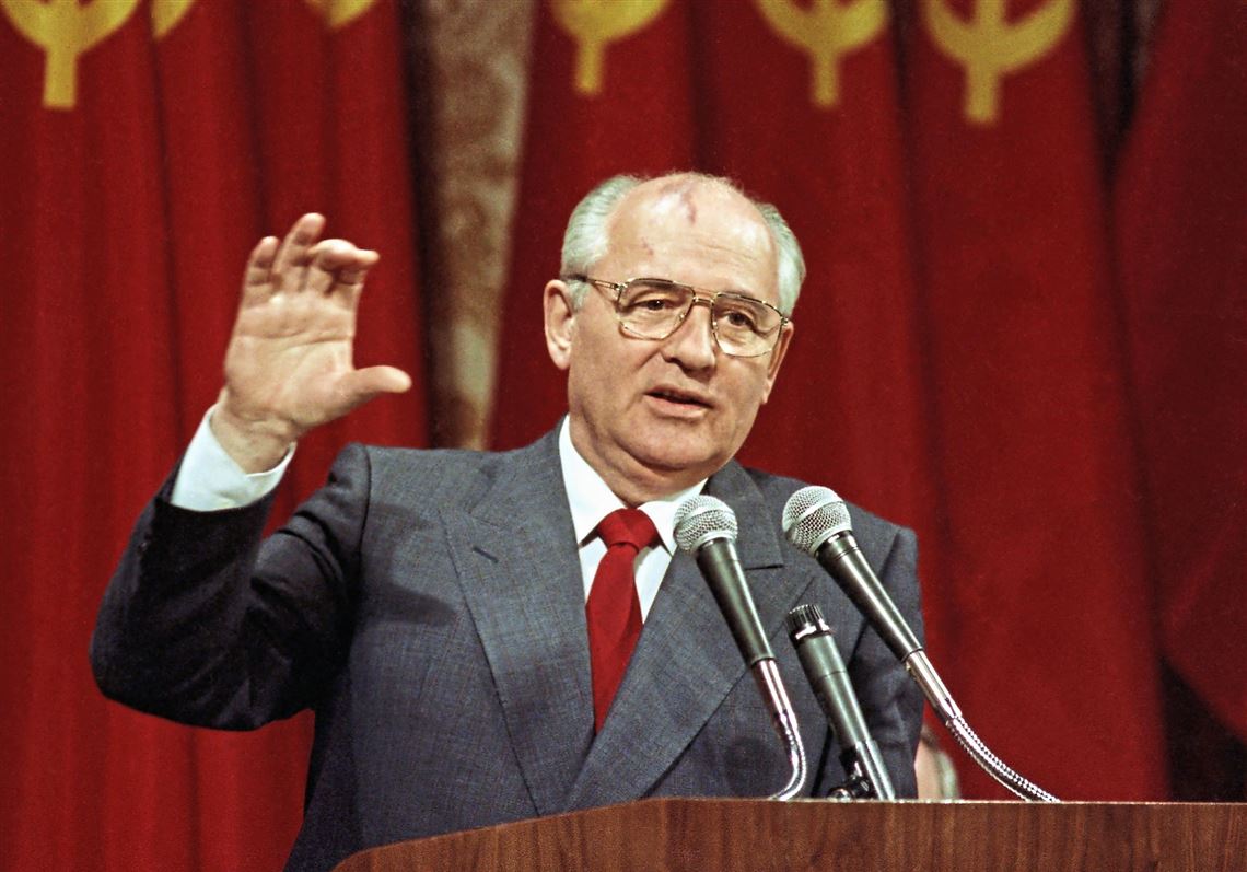 Mikhail Gorbachev, Russian president who steered Soviet breakup, dies