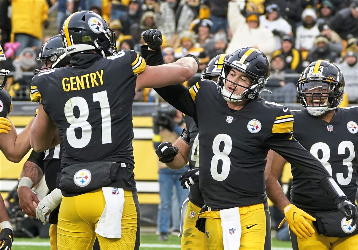 Kenny Pickett leads winning TD drive as Steelers open preseason in a night  of firsts at Acrisure Stadium