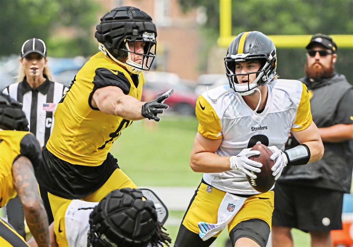 Pittsburgh Steelers Linebacker, T.J. Watt, Collaborates with 412