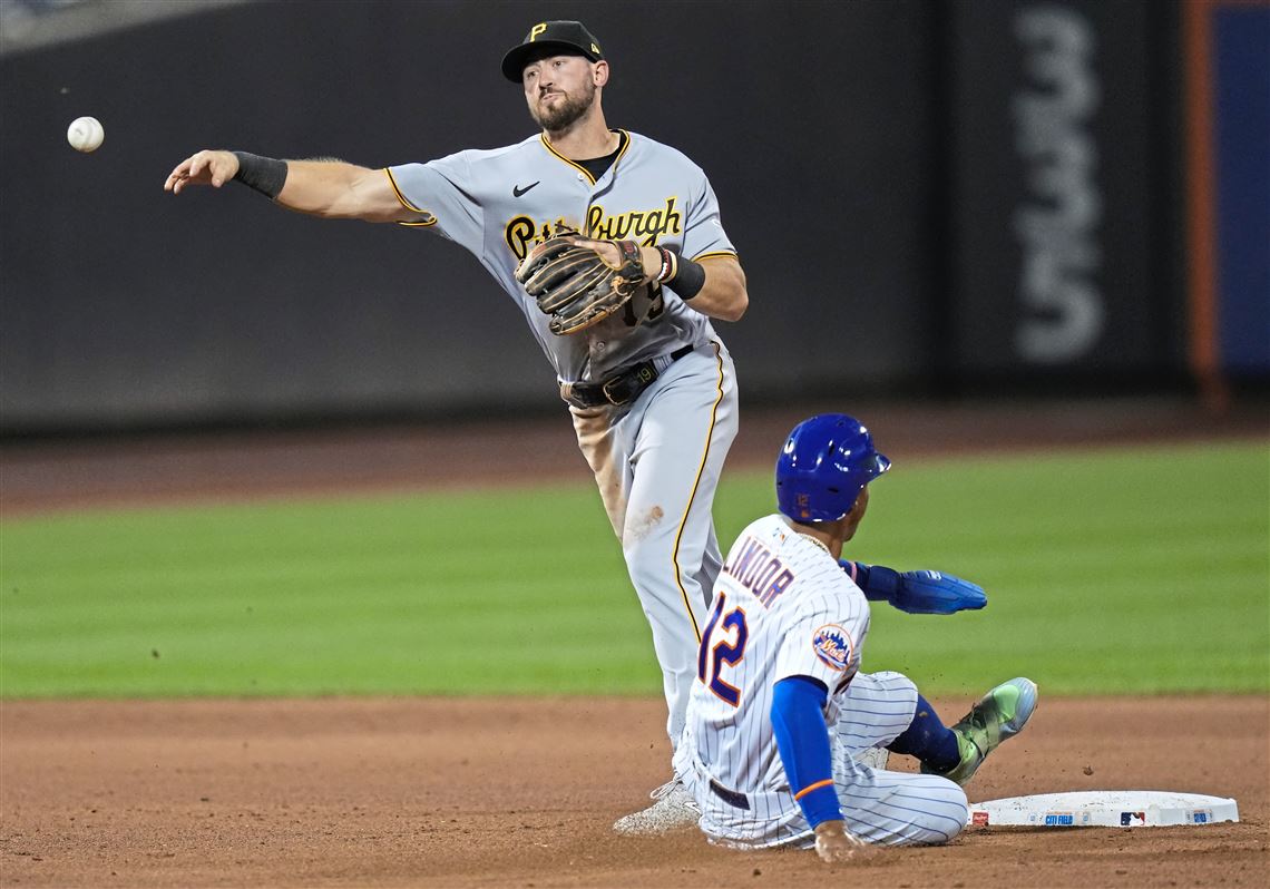Mets Uniform Review jumps in a time machine with some Pirates