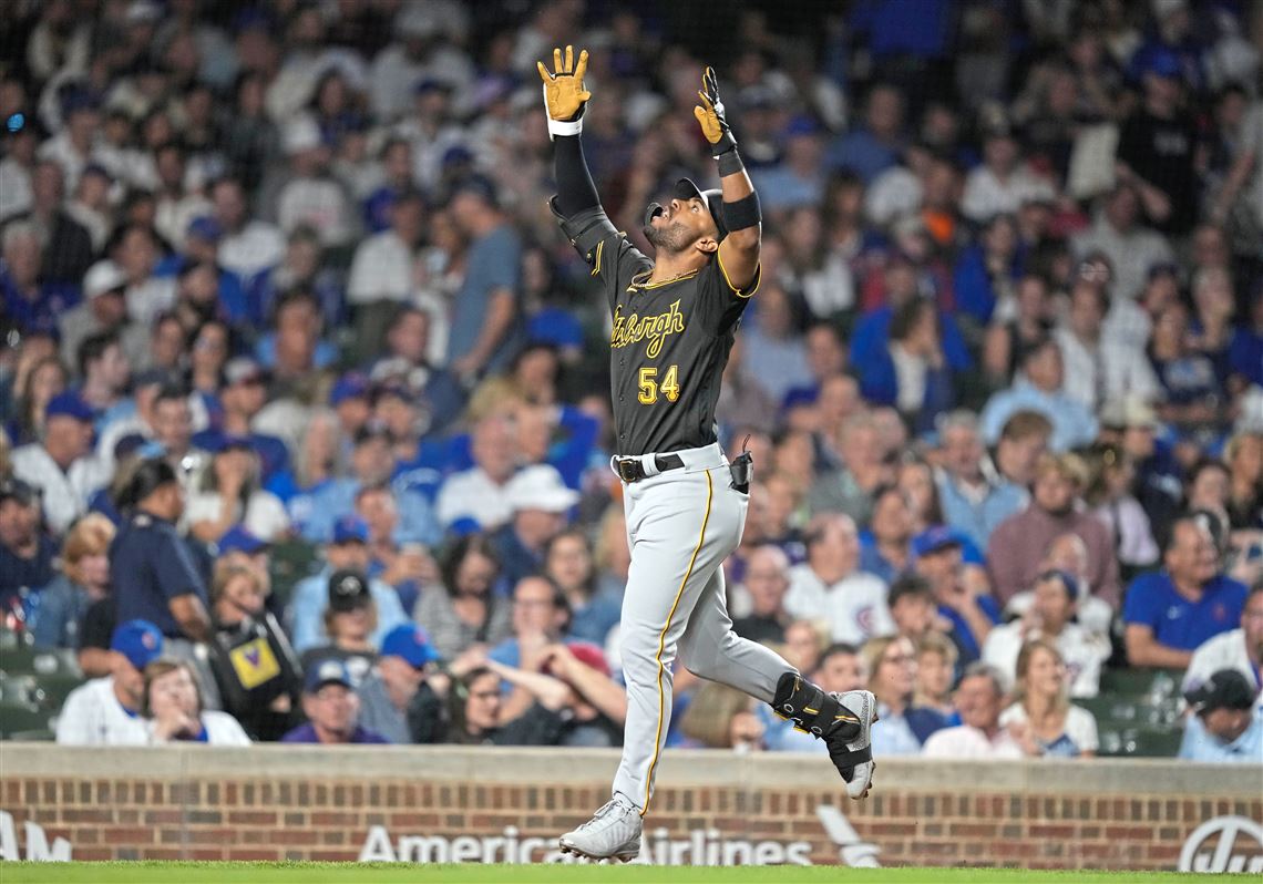 Pirates enjoy bounce-back performance against Cubs on milestone