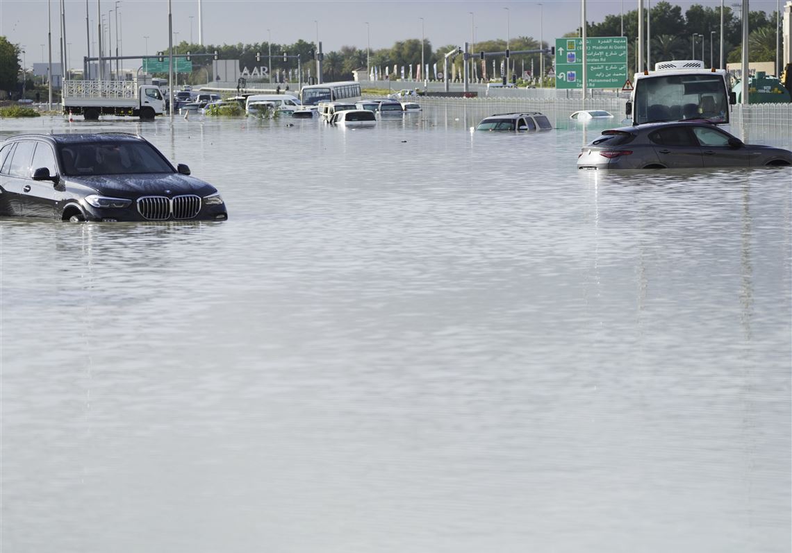 Storm Dumps Record Rain Across The Desert Nation Of Uae And Floods Dubais Airport Pittsburgh 5536