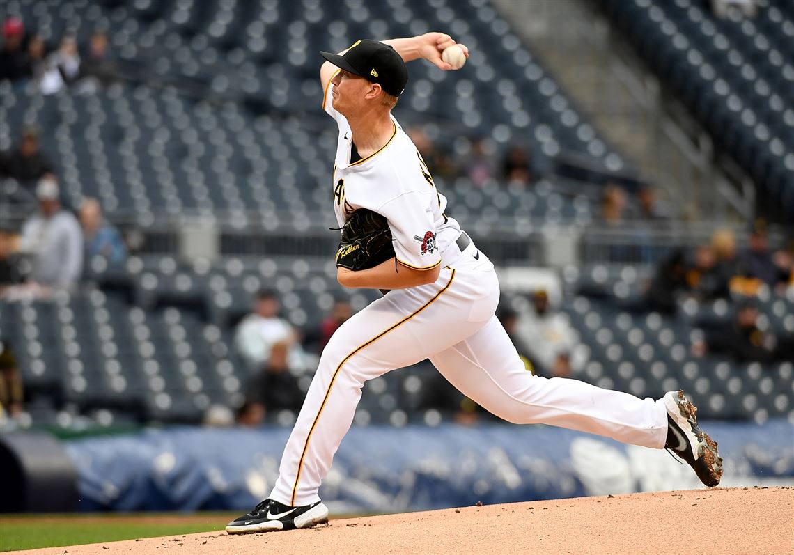 Pirates sweep Rockies at Coors Field