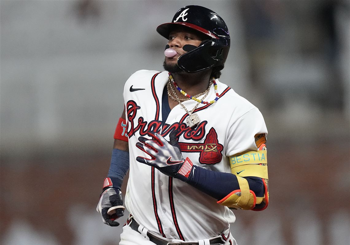 Braves defeat Pirates, become first team to clinch a playoff spot