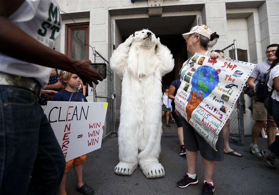 Protesters hit the streets for hot day of marches before DNC ...