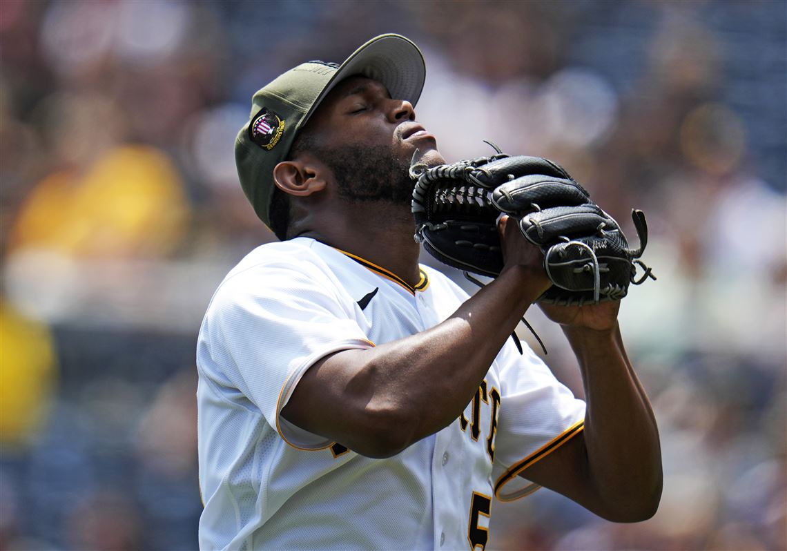 After huge night for bats, Pirates' message is 'we have to keep playing  like this