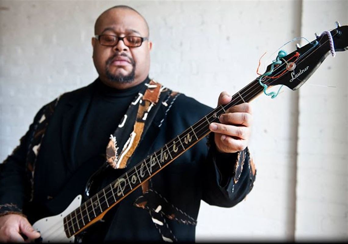 Jazz bassist Dwayne Dolphin