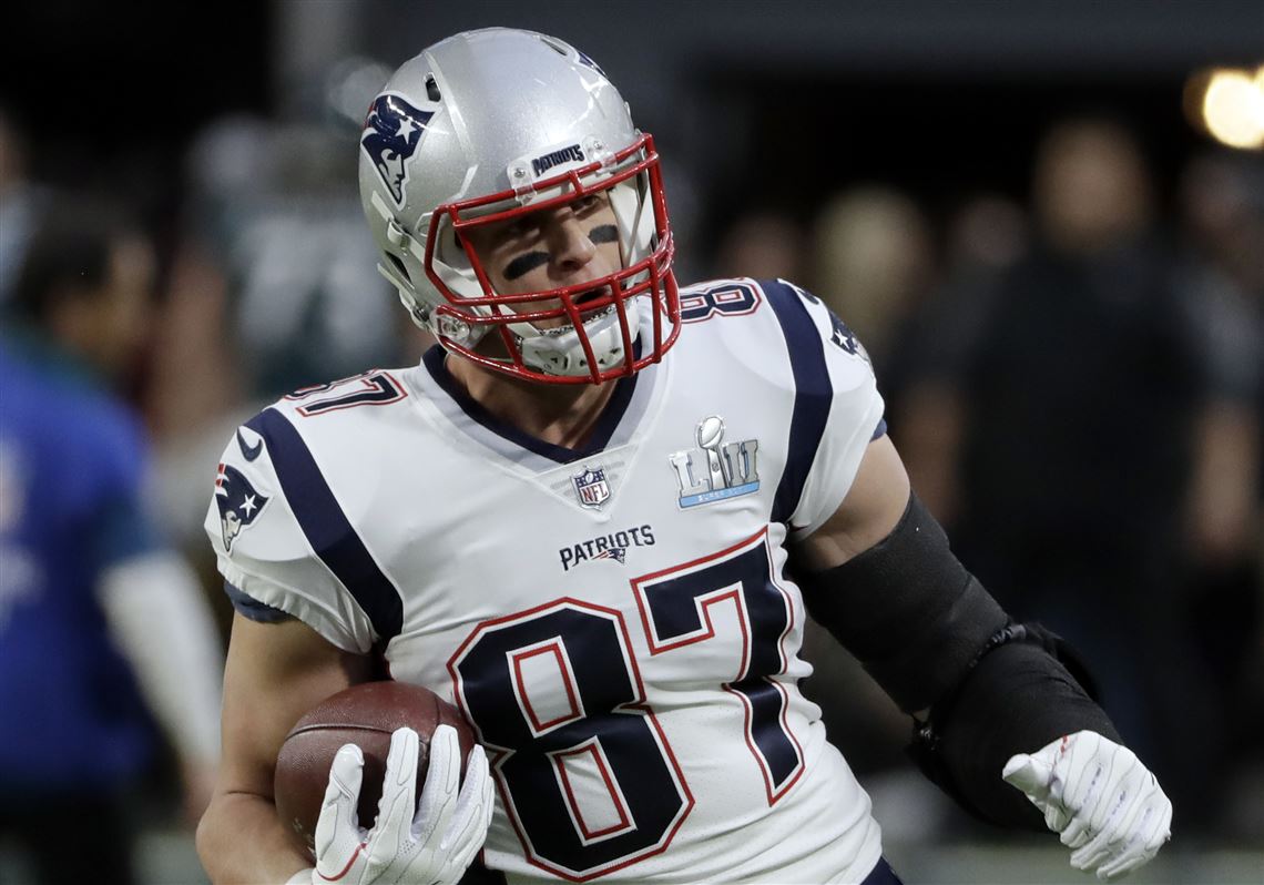 Patriots' Gronkowski non-committal on 2018 return