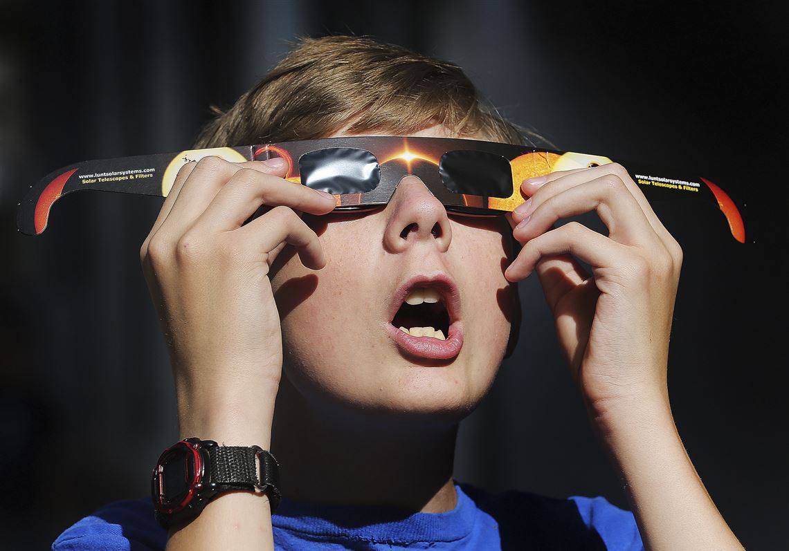 Solar Eclipse Glasses Walmart Soluna Solar Eclipse Glasses Ce And Iso