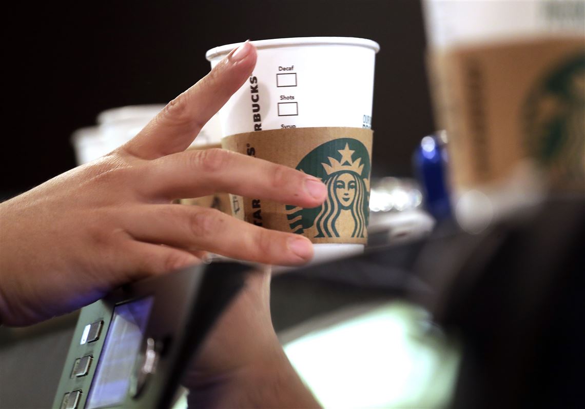 McDonald's, Starbucks to work toward recyclable/compostable cup