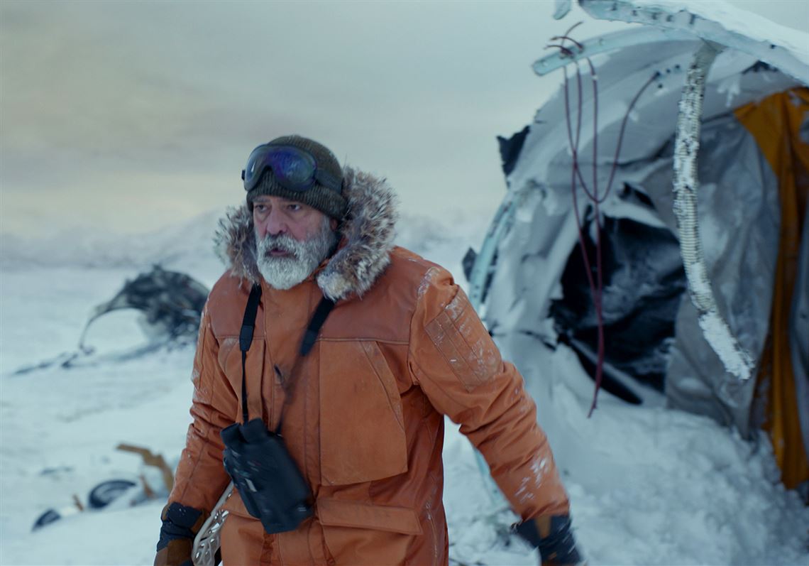 Review: 'The Midnight Sky' is the end of the world as George Clooney knows it