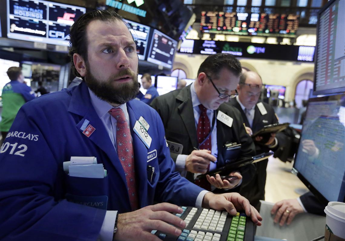 Experts: Wall Street slump offers time to re-evaluate risk, but no need ...