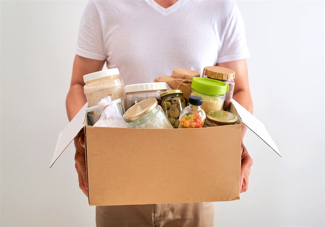 Miss Manners Family member oversteps in throwing away expired food