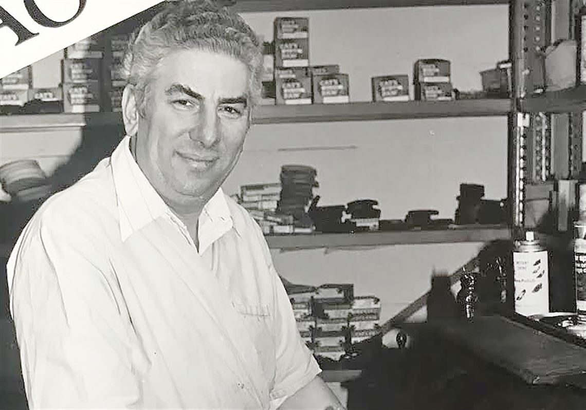 Obituary: Frank Serrao / An old school shoe repairman