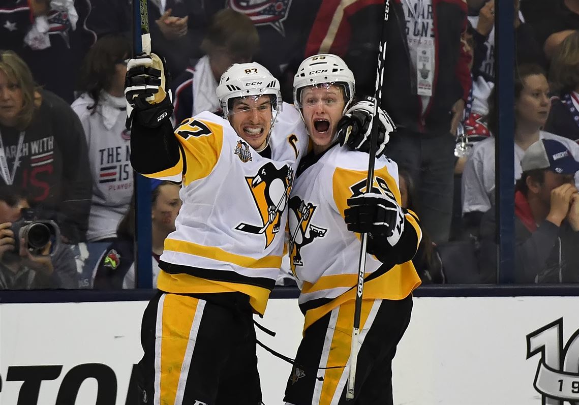 Guentzel's heroics give resilient Penguins commanding series lead on ...