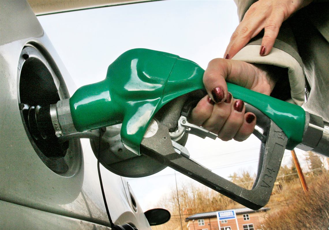 Pittsburgh gas prices continue to tumble; seasonal increase in sight