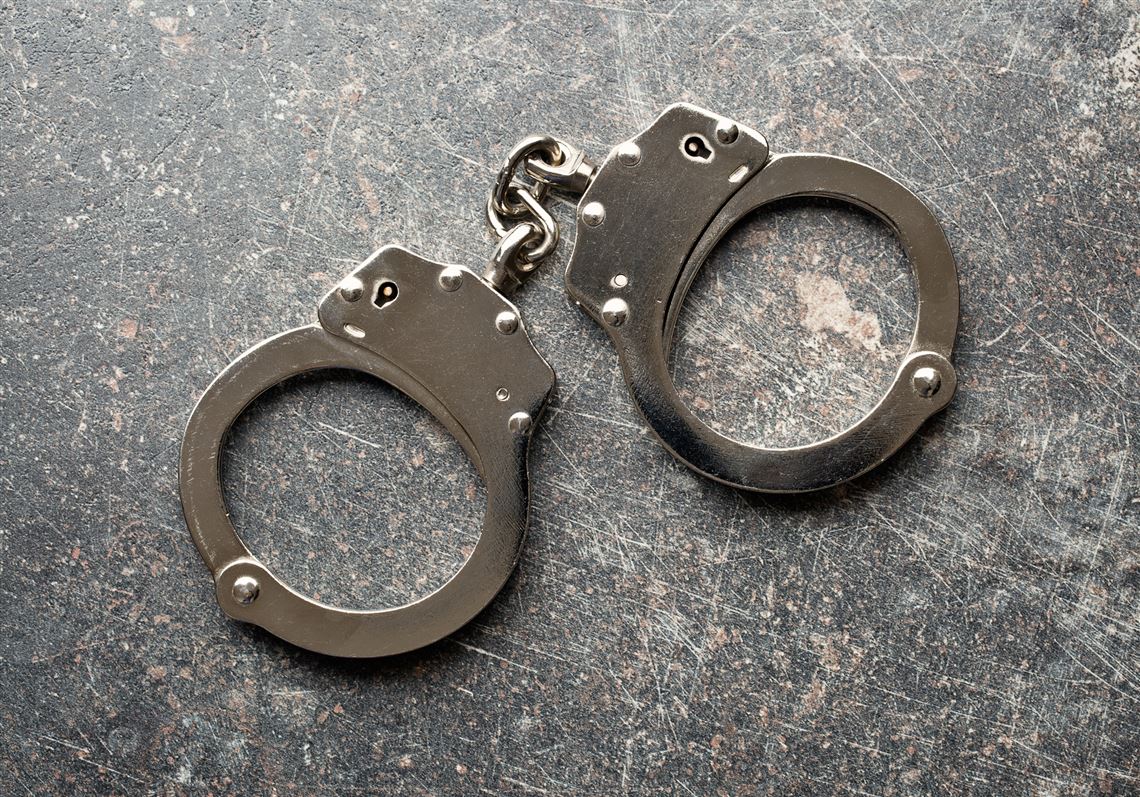 Police: Off-duty N. Braddock cop, mistakenly alleging scam, handcuffs insurance salesmen