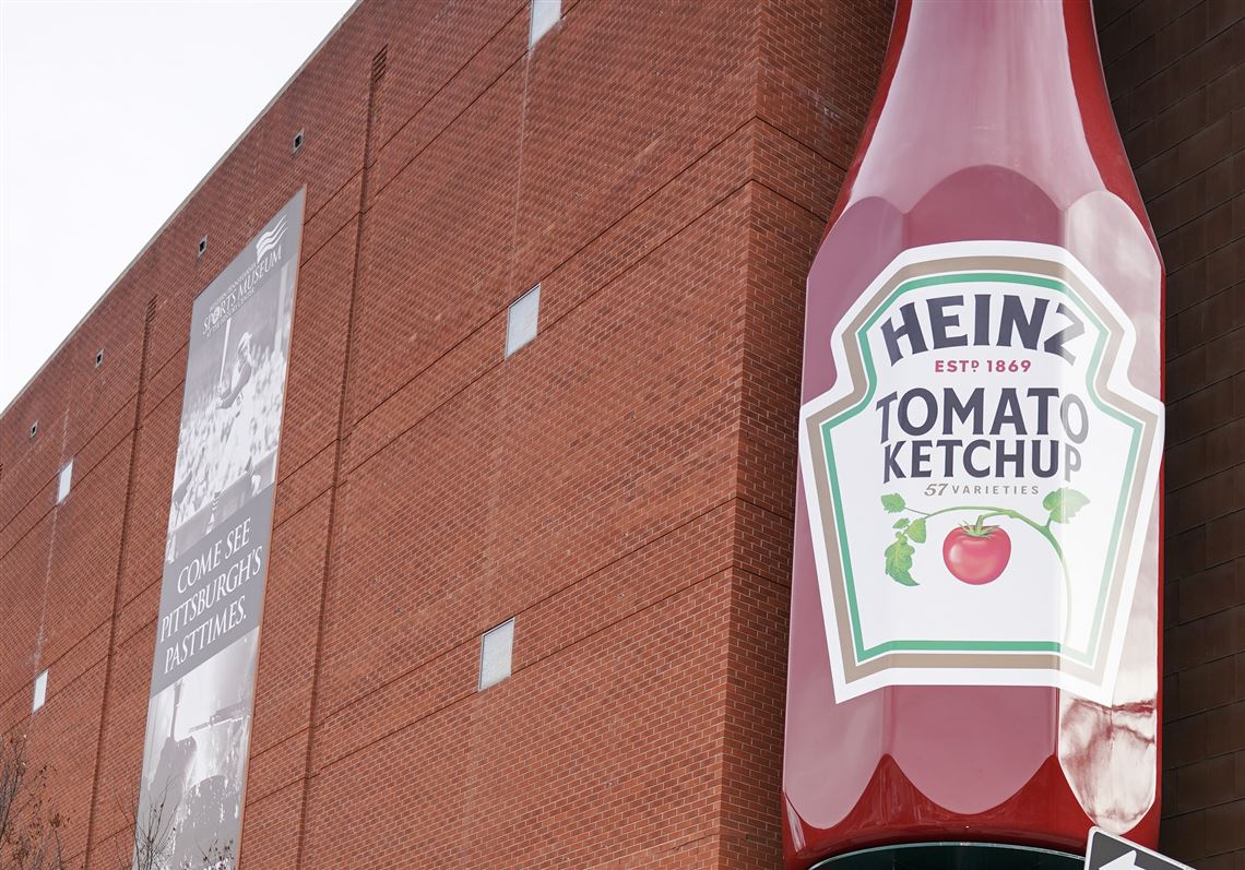 Heinz History Center can keep giant ketchup bottle after Pittsburgh
