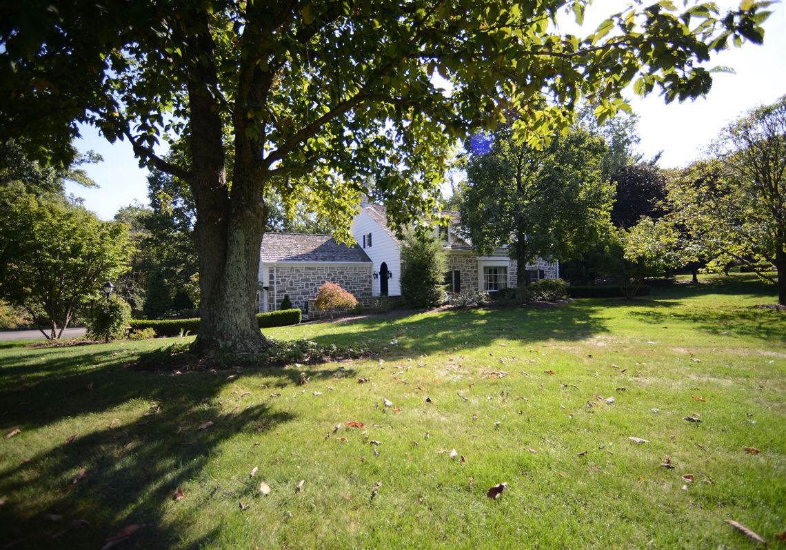 Buying Here Bell Acres colonial abuts golf course Pittsburgh Post