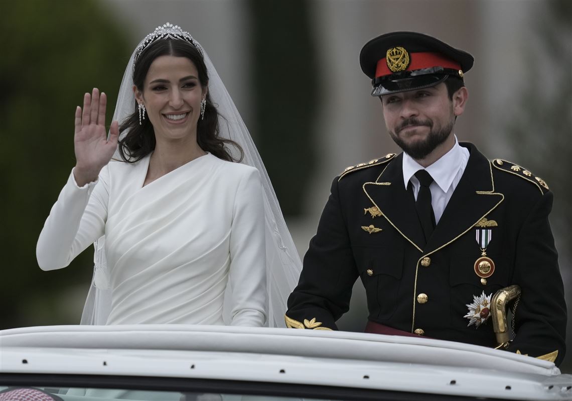 Jordan's crown prince weds scion of Saudi family in ceremony packed ...
