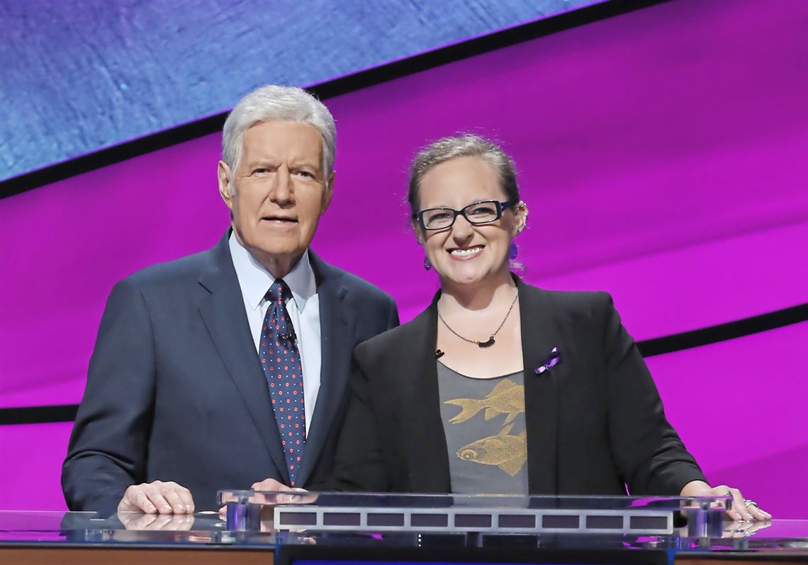 Local physician Lindsey Shultz advances to semifinals on "Jeopardy