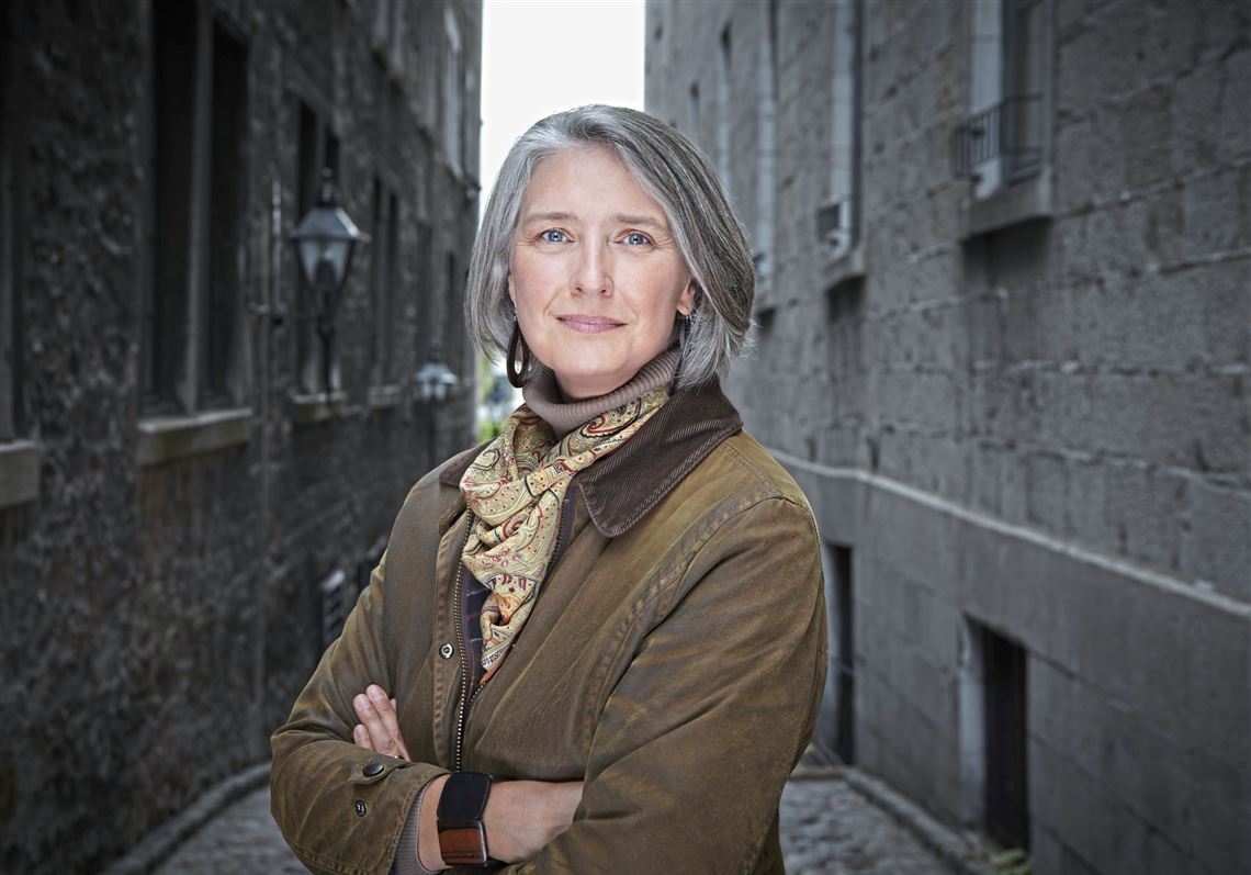 Review  Kingdom of the Blind : by Louise Penny – Penna Book Reviews