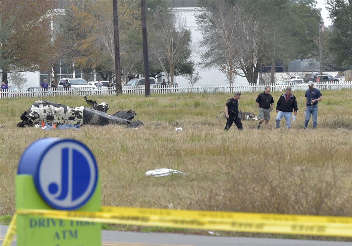 La. plane crash kills 5, including LSU coach's daughterinlaw