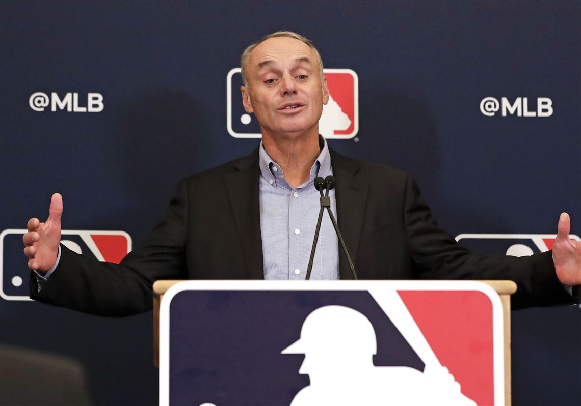 MLB warned clubs of using tech in sign-stealing before Astros err