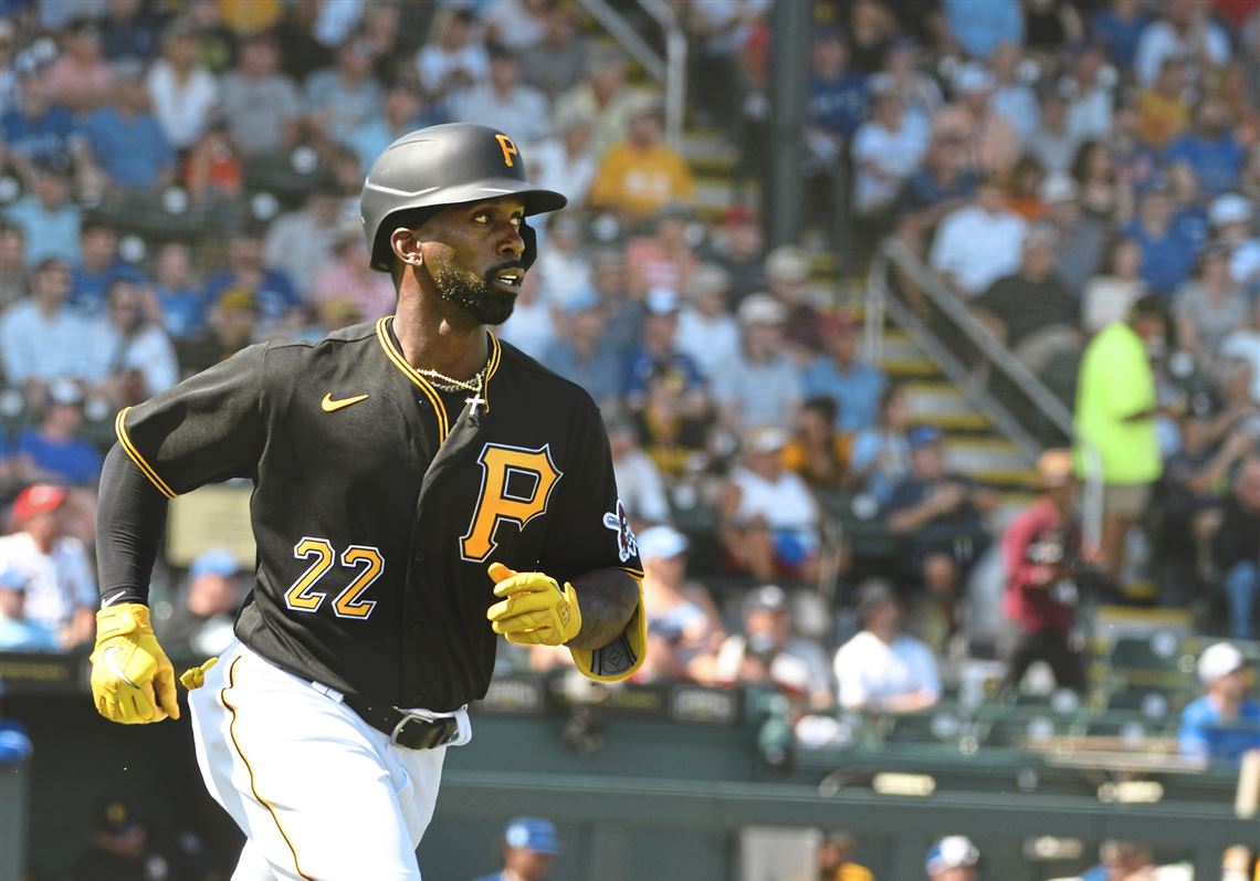 Andrew McCutchen homers as the Pittsburgh Pirates beat the St