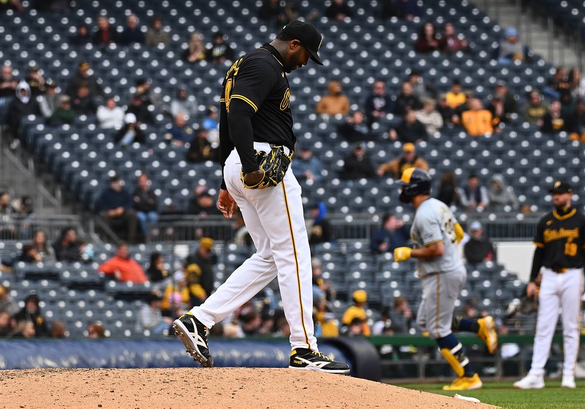 Poor defense and bullpen result in another loss for Pirates | Pittsburgh  Post-Gazette