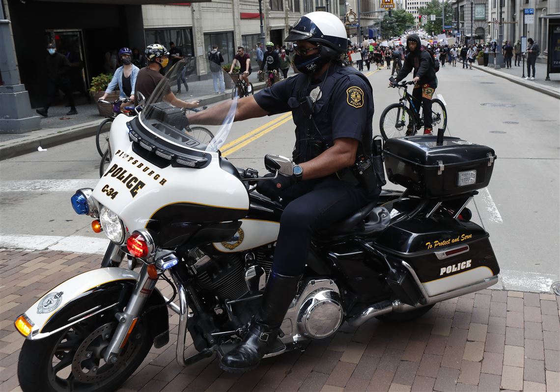 Protesters' arrests spotlight scrutiny of Allegheny County ...