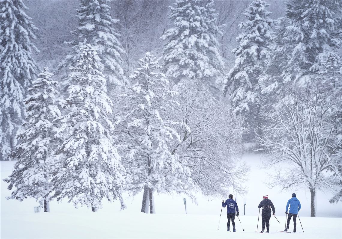 MLB serves up a frosty start to new season, more snow coming