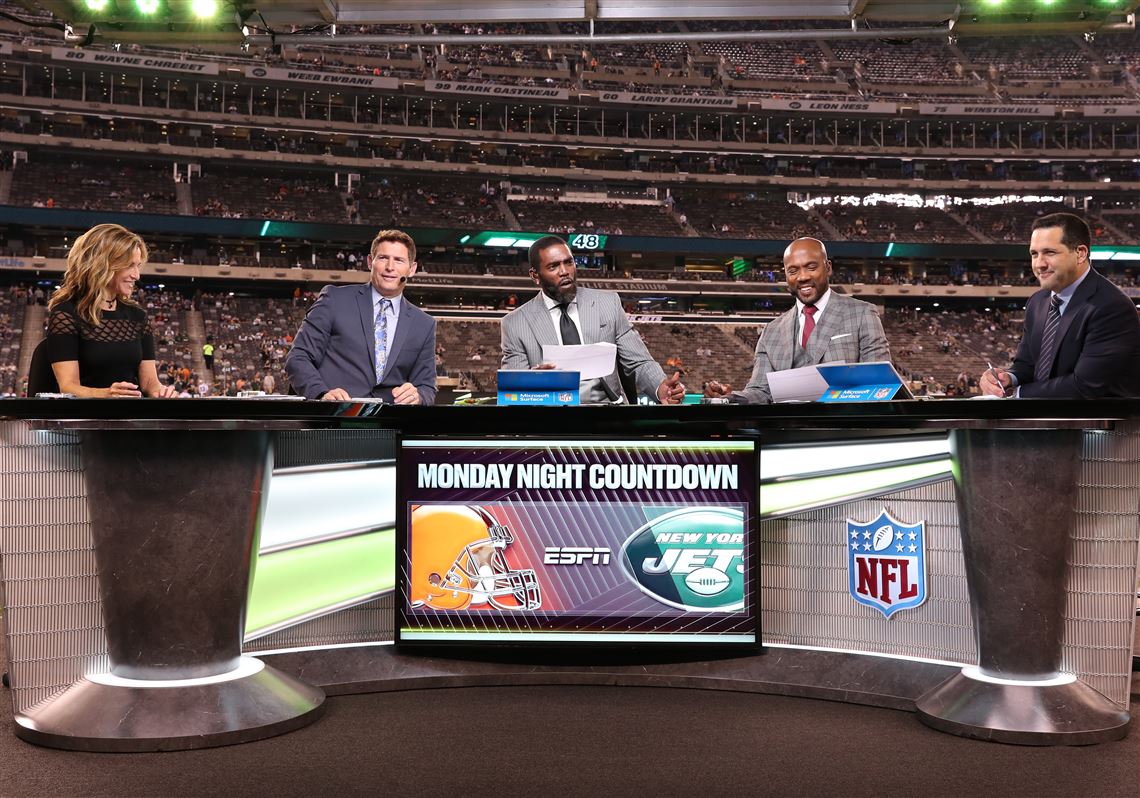 Espn Brings Monday Night Countdown To The North Shore