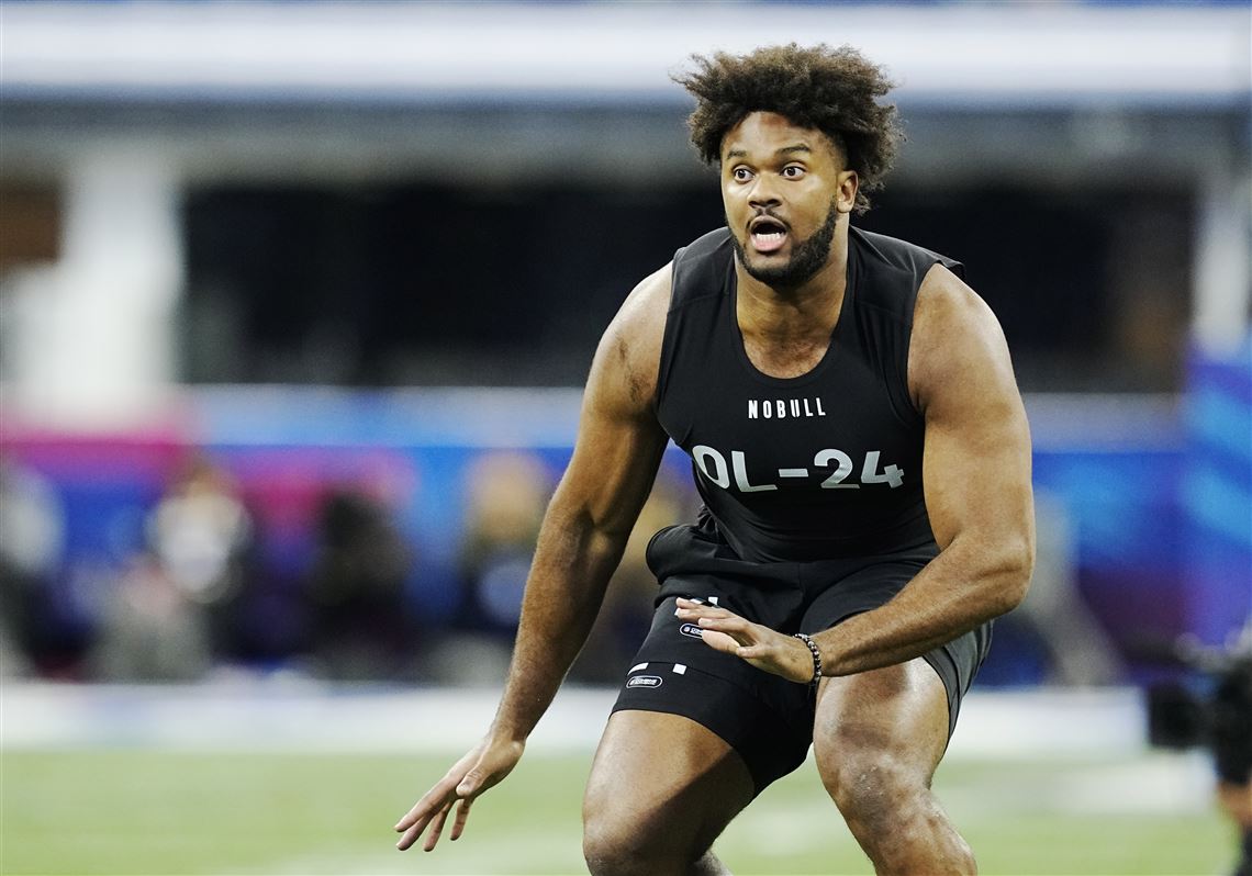 NFL combine will help clear up battle to be No. 1 draft pick