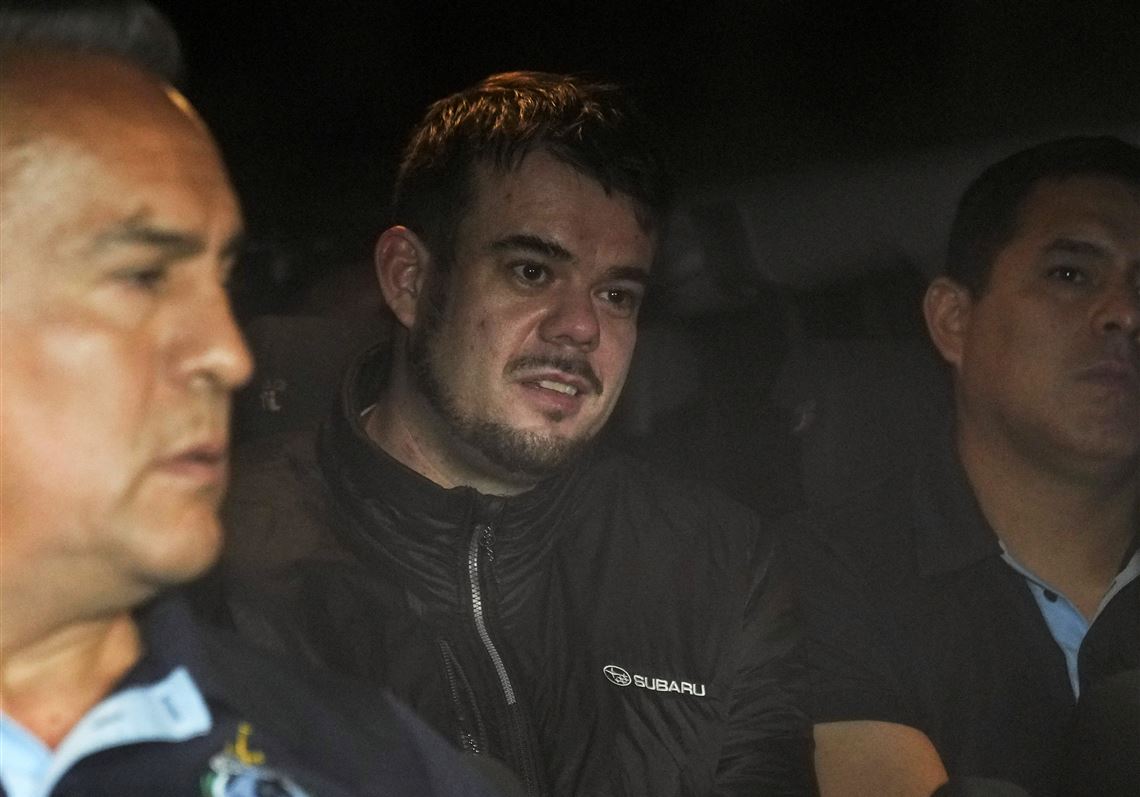 Suspect admits he murdered Natalee Holloway on Aruba in 2005, pleads