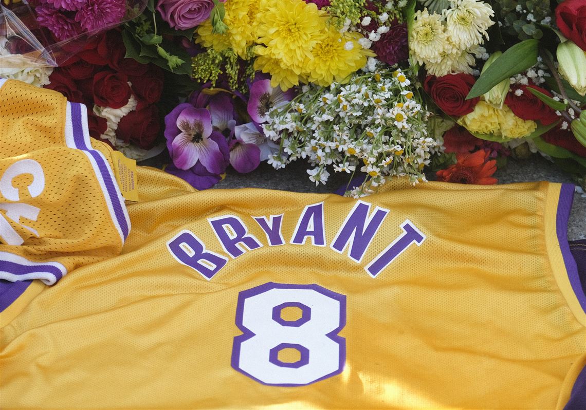 Remembering Kobe Bryant in beautiful sketch - one year after his death