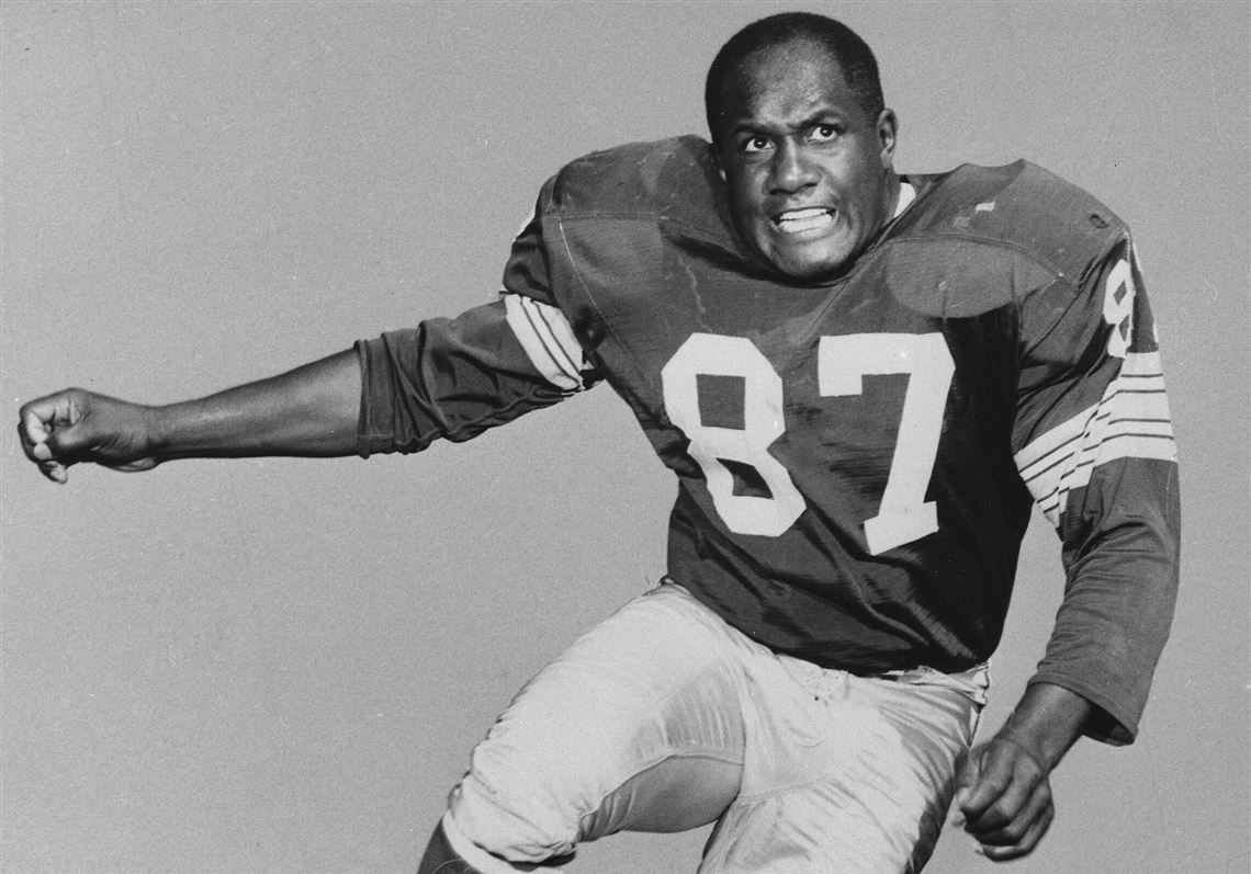 Willie Davis, NFL Hall of Fame defensive end, dies at 85