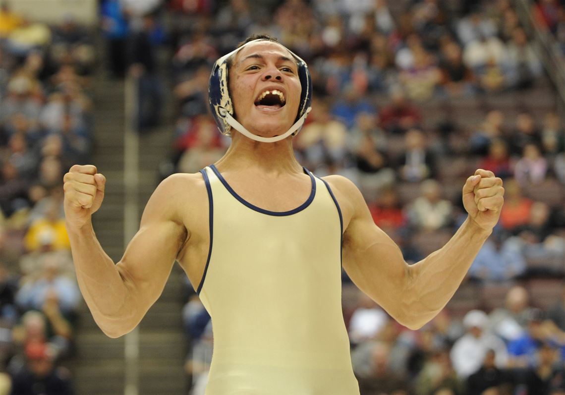 High school wrestling notebook: Milestone season for WPIAL seniors ...