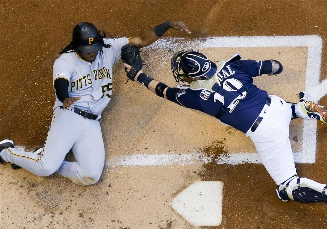 Yasmani Grandal's deal is great for the Brewers and bad for baseball 