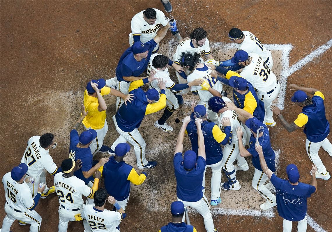 Brewers celebrate 'Free Mullet Day' with 5-0 victory over Pirates