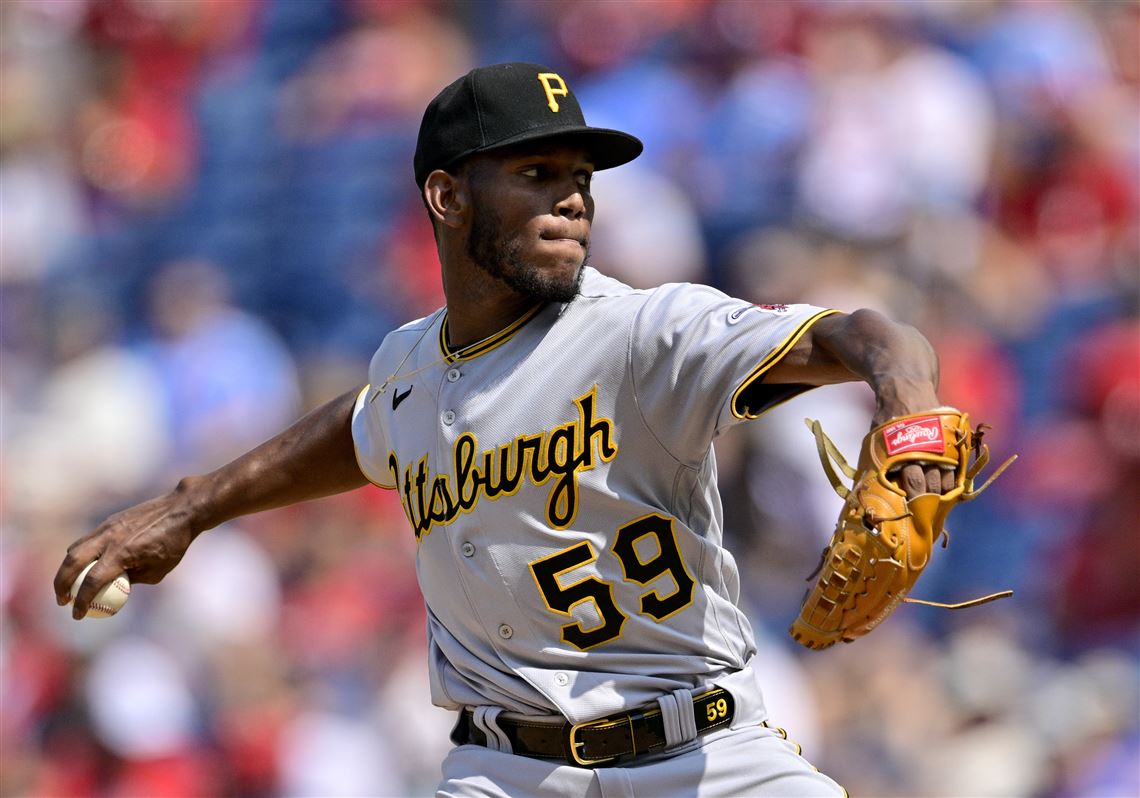 Pirates' Roansy Contreras to pitch for Dominican Republic team in