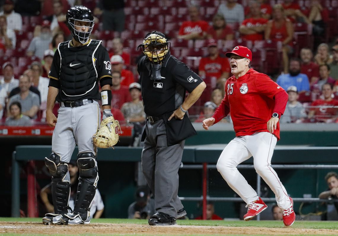 Fight Night! Puig in Middle of Another Pirates-Reds Brawl