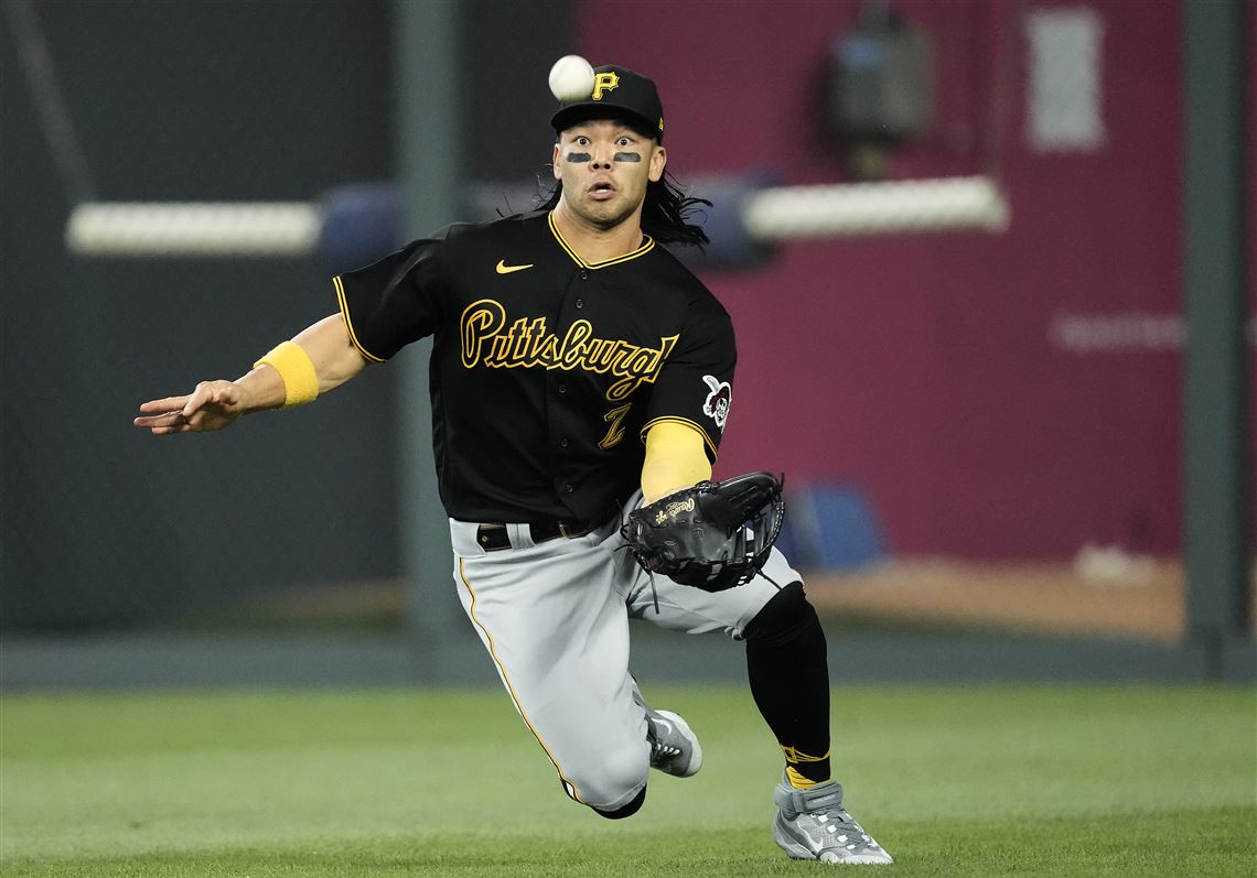 Pittsburgh Pirates: Way-to-Early Look at End of 2023 Roster